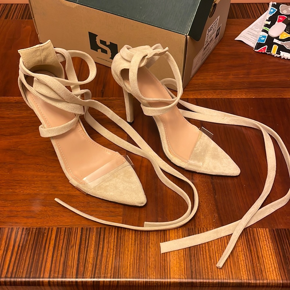 Heeled lace up Sandals